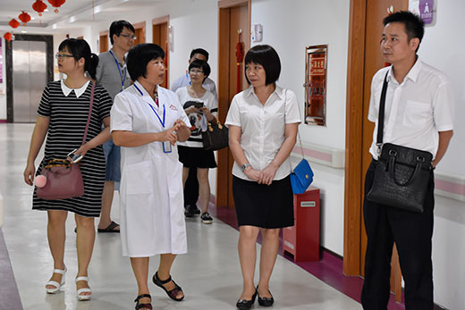 贵港红房子妇产医院_平南第二人民医院相关领导与专家到我院参观交流